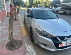 نيسان ماكسيما